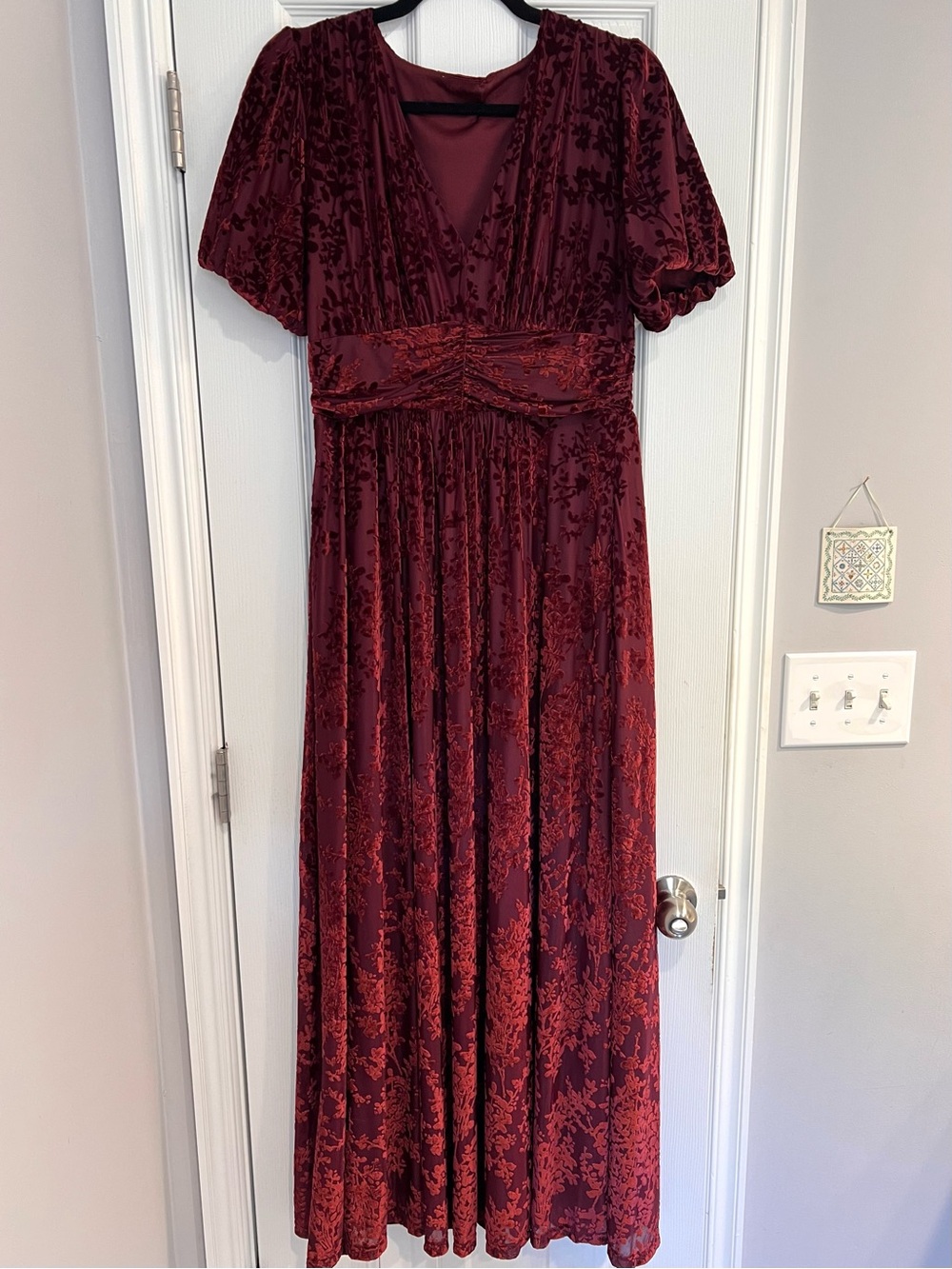 Baltic Born Women's Burgundy Red Velvet Burnout Maxi Dress Fall Wedding Guest M